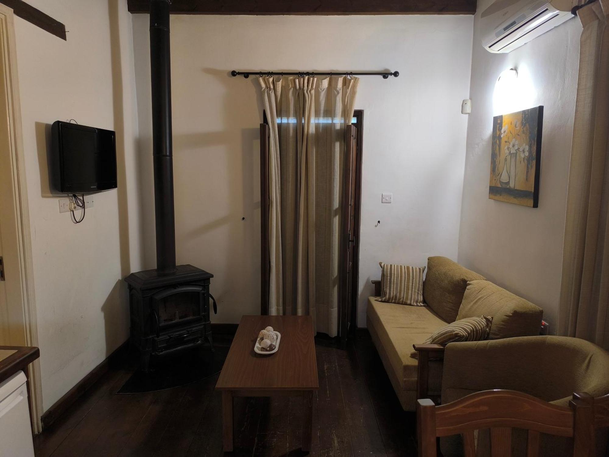 Enipnion Apartments Kakopetria Bagian luar foto