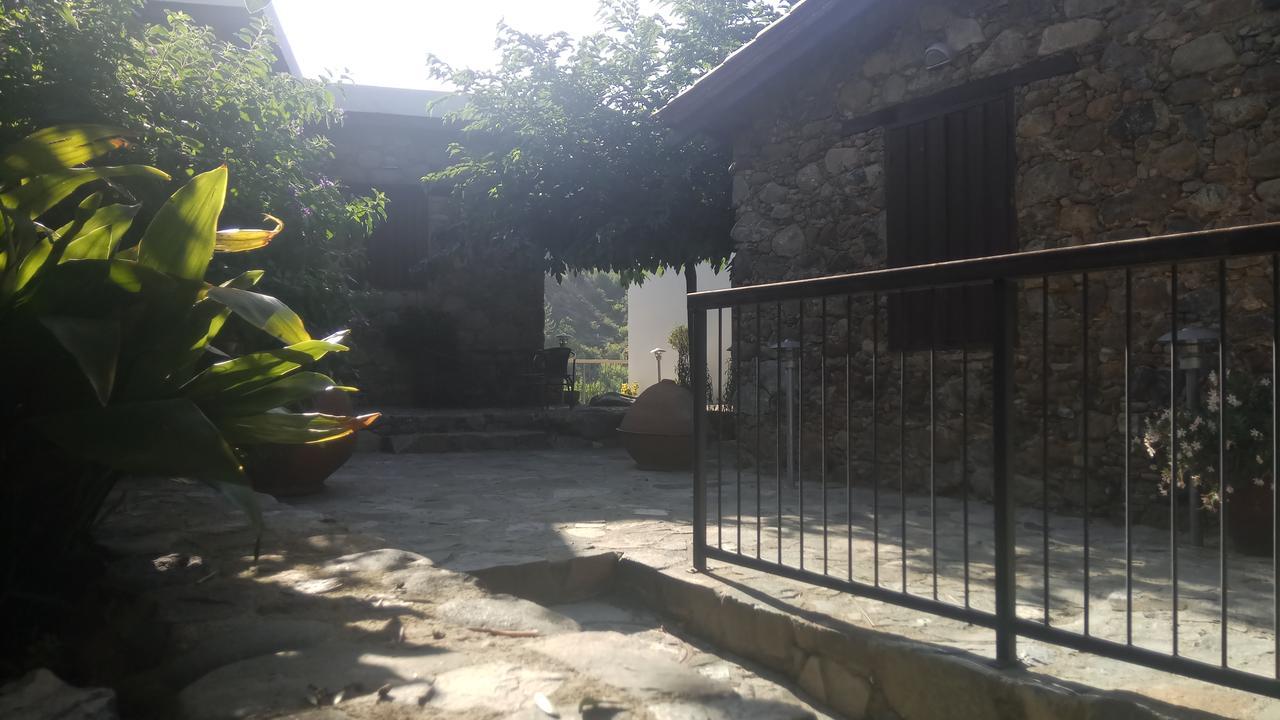 Enipnion Apartments Kakopetria Bagian luar foto